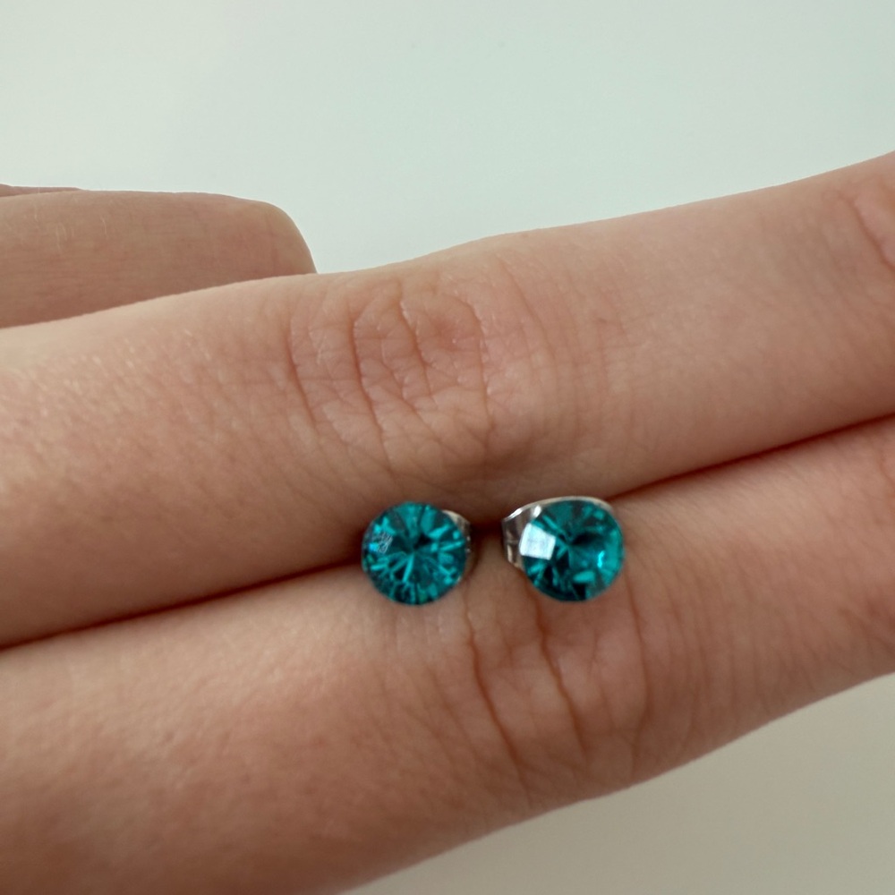 Elegant Blue Stud Earrings